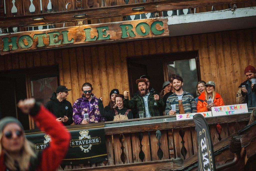 Apres Ski Meribel ⛷️🍺 The Best Meribel Apres Ski Bar Guide SkiBro