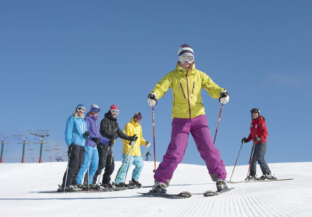 Group ski lesson adults