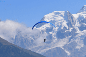 paragliding in ski resorts